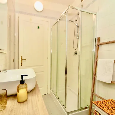 Appartement Elegante A 5 Min Da Centro Storico Di *