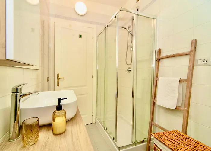 Lejlighed Elegante A 5 Min Da Centro Storico Di *