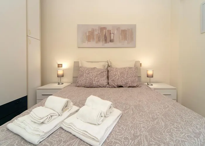 Elegante A 5 Min Da Centro Storico Di Lejlighed *